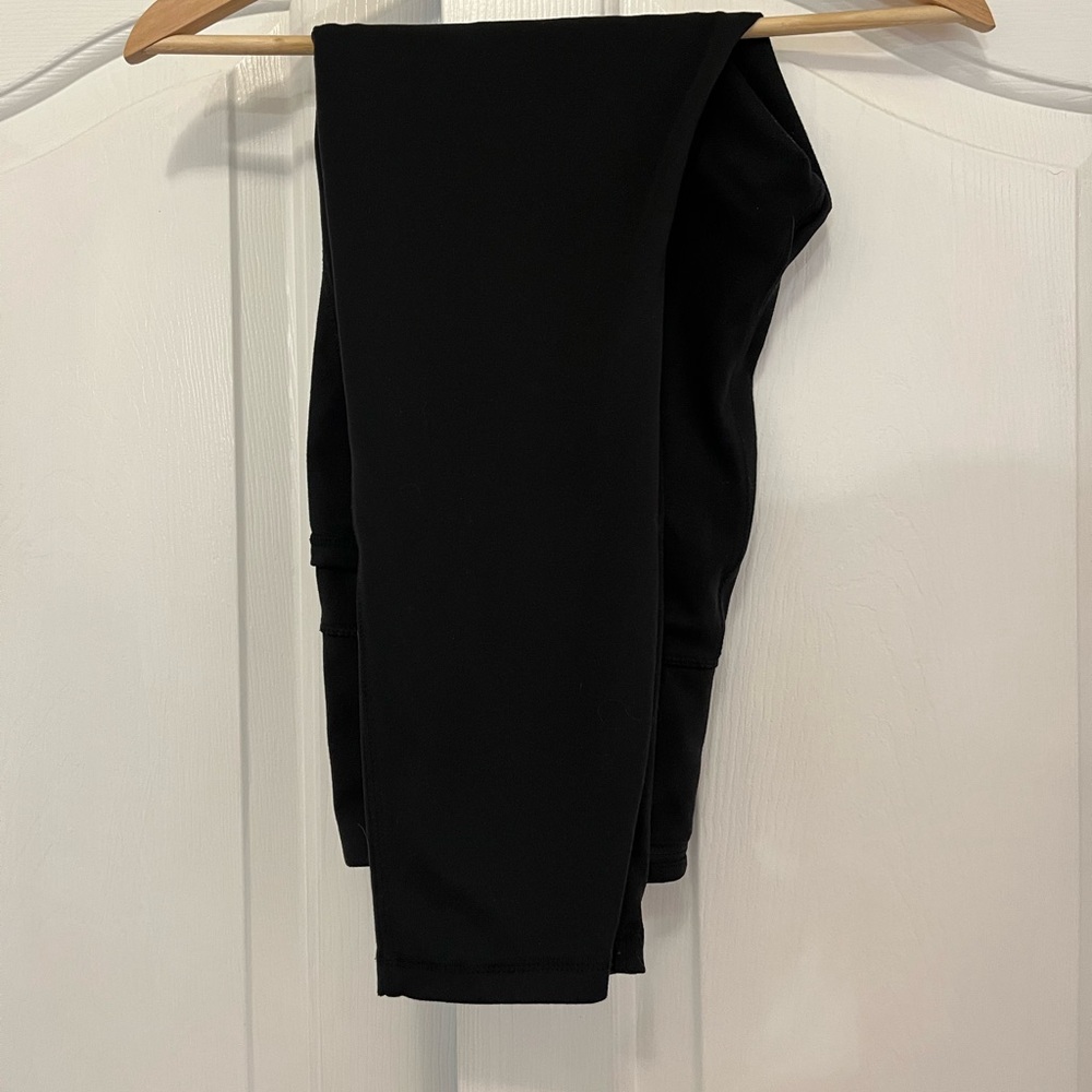athletic leggings